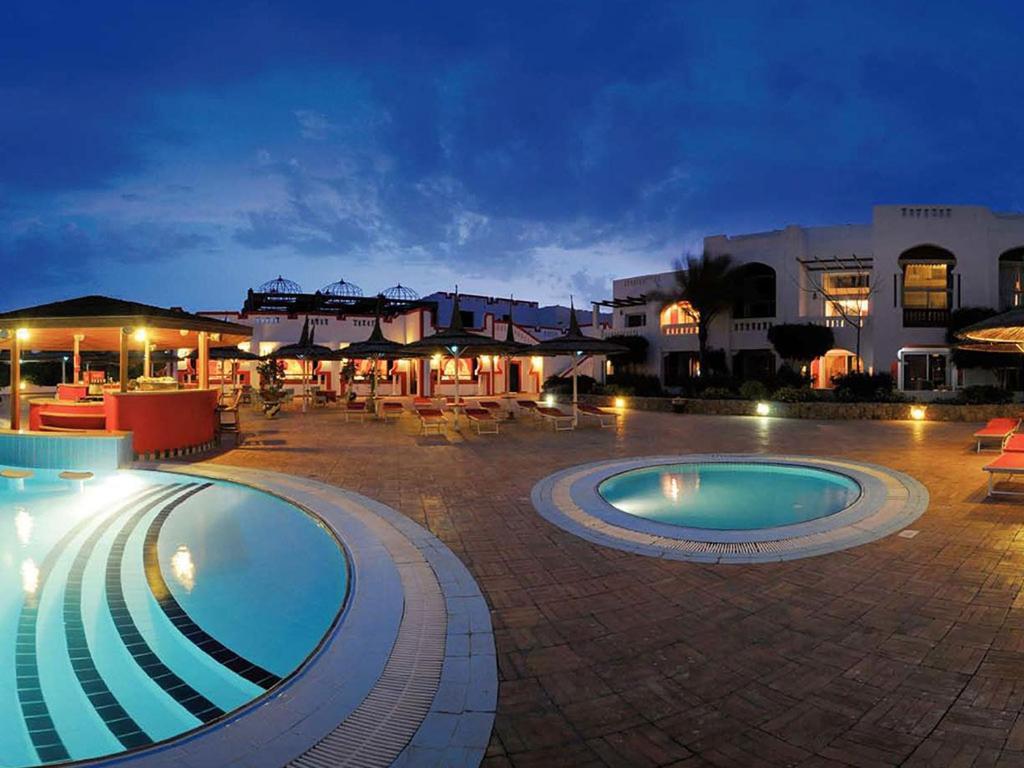 Domina Coral Bay Aquamarine Hotel And Resort 沙姆沙伊赫 外观 照片